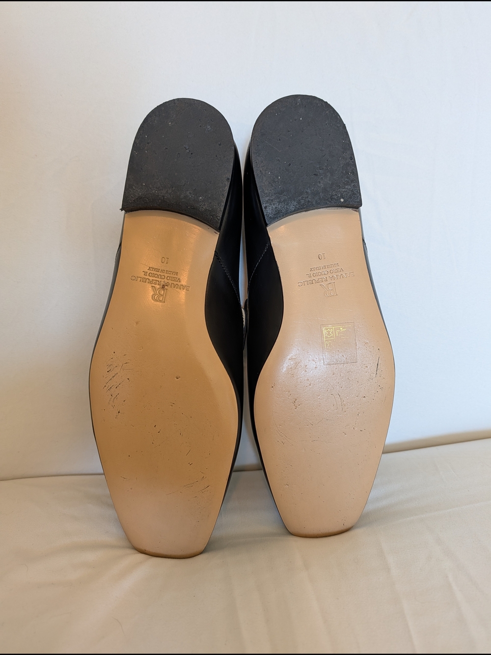 Italian Calfskin Black Leather Slip-On Loafers Banana Republic Size 10 - Picture 3 of 6